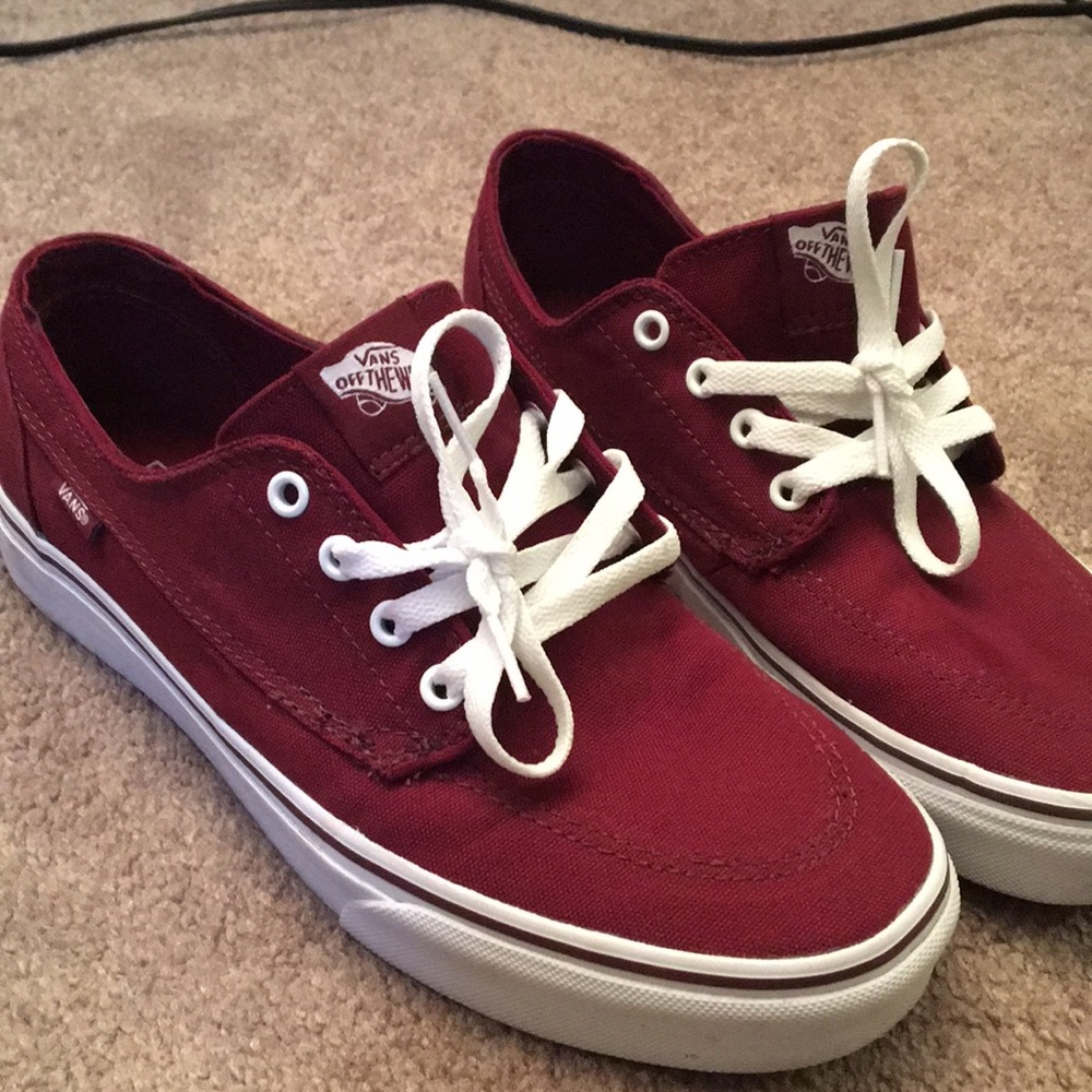 Vans size men: 9.5 size women: 11